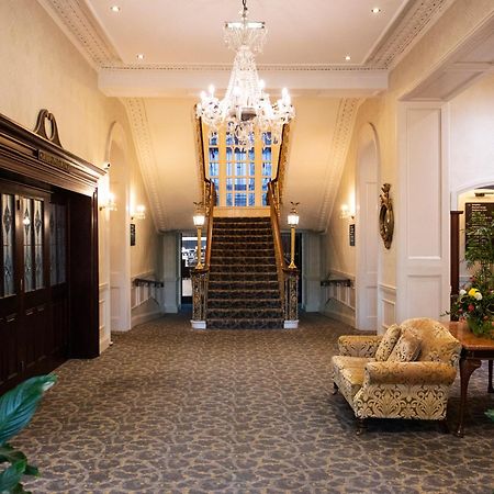 Grand Hotel Malahide Dış mekan fotoğraf