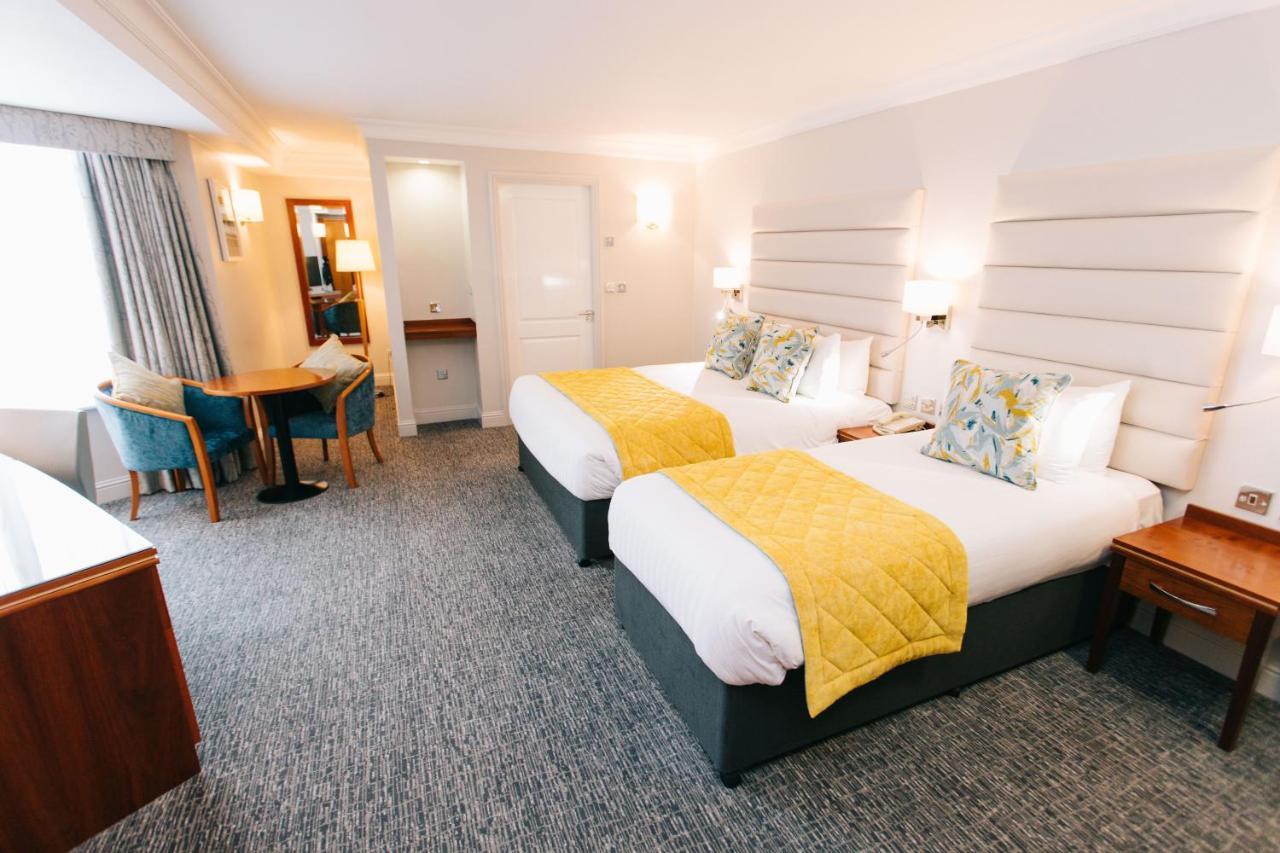 Grand Hotel Malahide Dış mekan fotoğraf