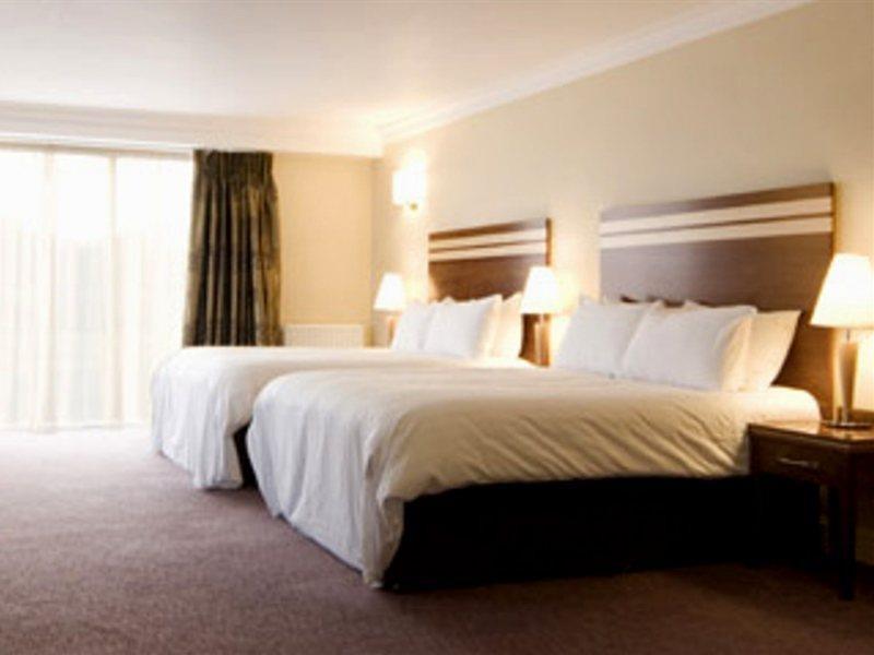 Grand Hotel Malahide Dış mekan fotoğraf