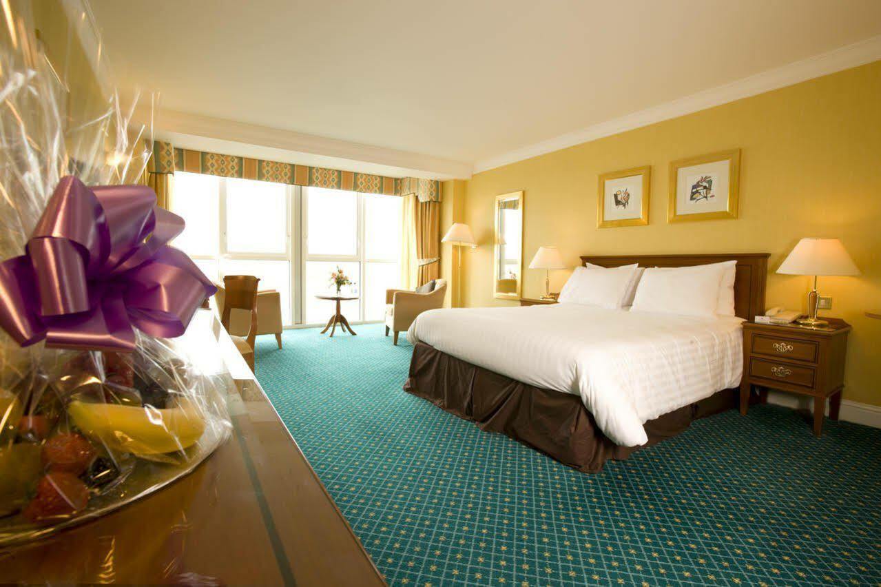 Grand Hotel Malahide Dış mekan fotoğraf